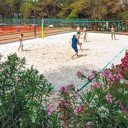 Mobilhome Victoria Lanterna Tatil parkı 4*