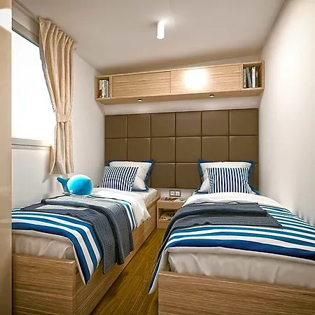 Mobilhome Victoria Lanterna فندق